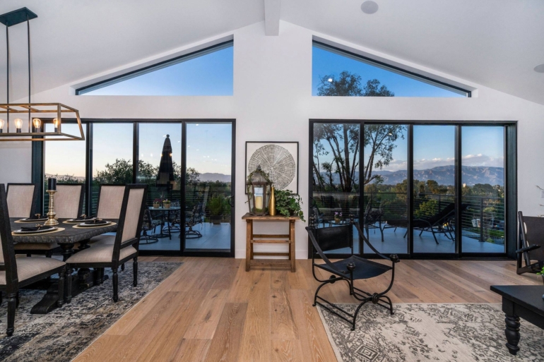 Interior Design & Renovation